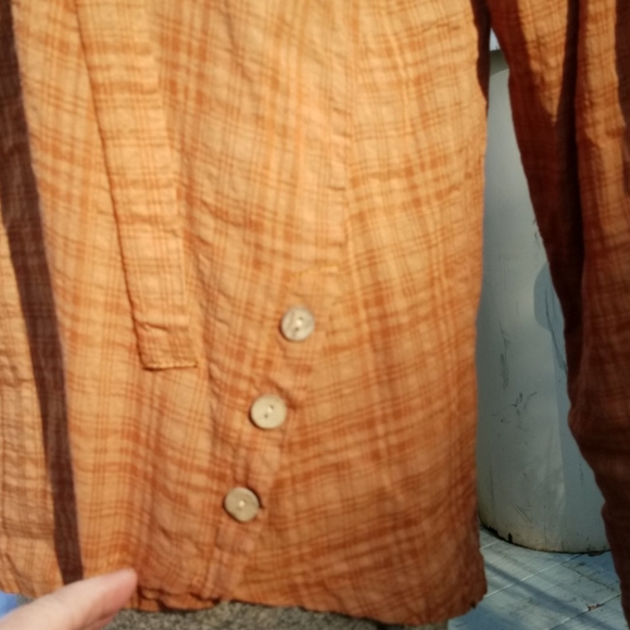 Tunic - Picture 3 of 4